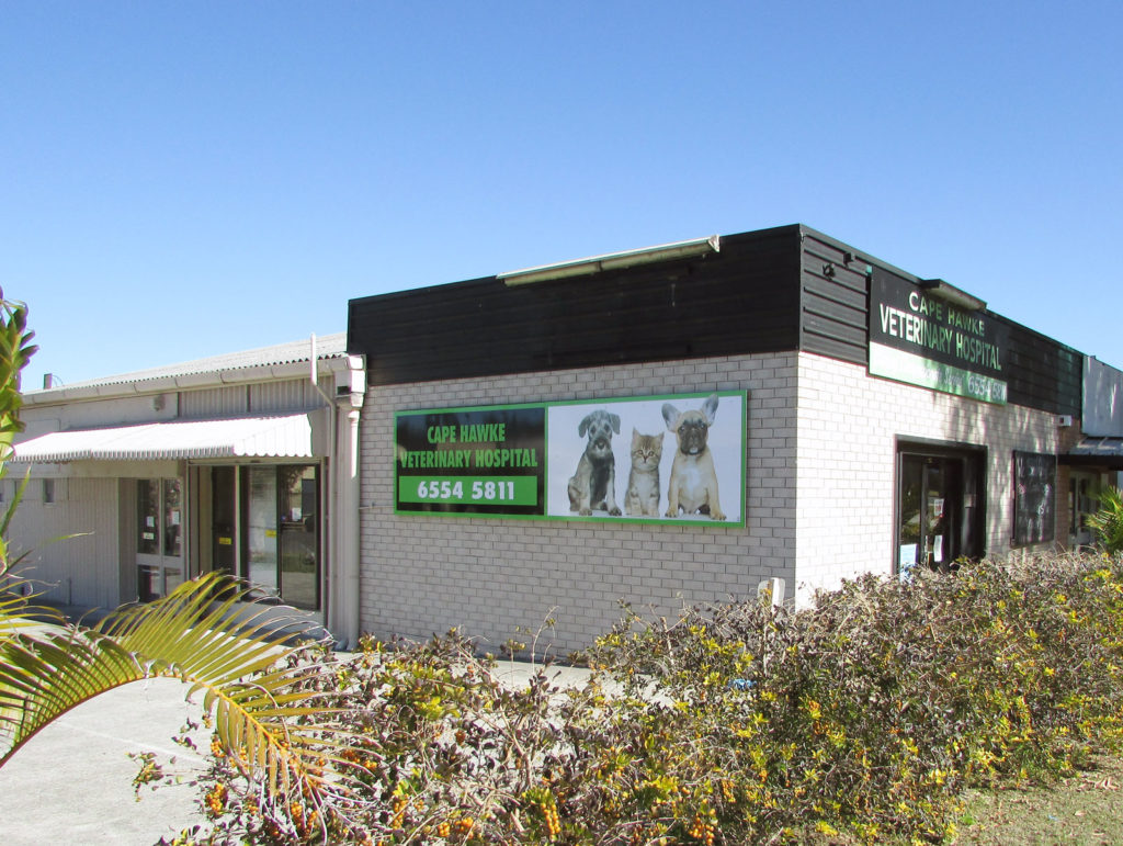 Cape Hawke Vet Hospital entrance